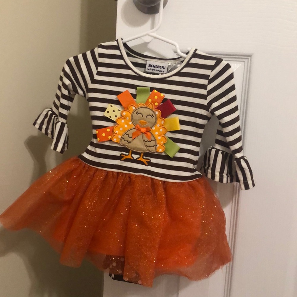 Girls Thanksgiving Outfit